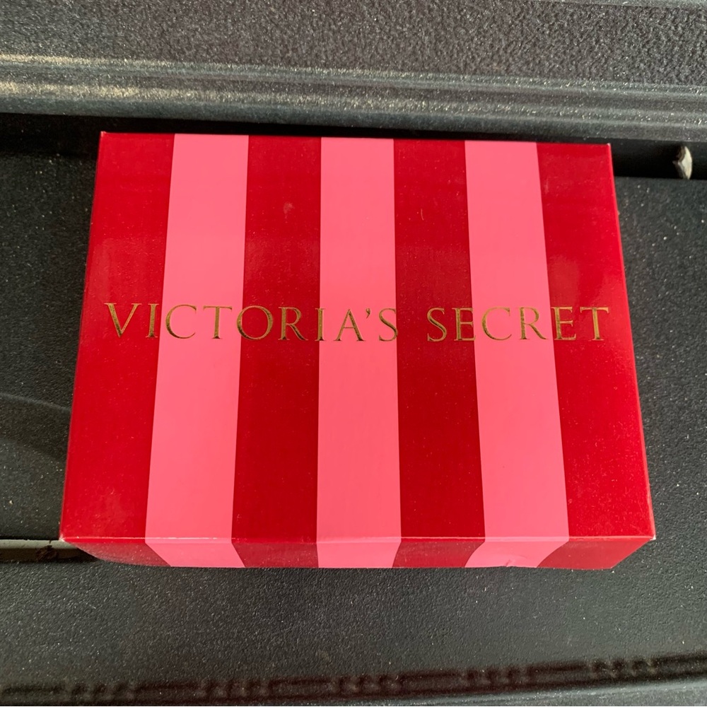 Victoria’s Secret Retro Paper Small Rectangle Gift Box Pink Empty